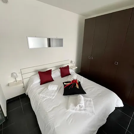 Boutique11 * Сиена